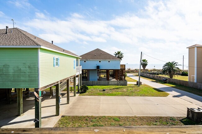 Building Photo - 820 Sandollar-SI ID1351282P