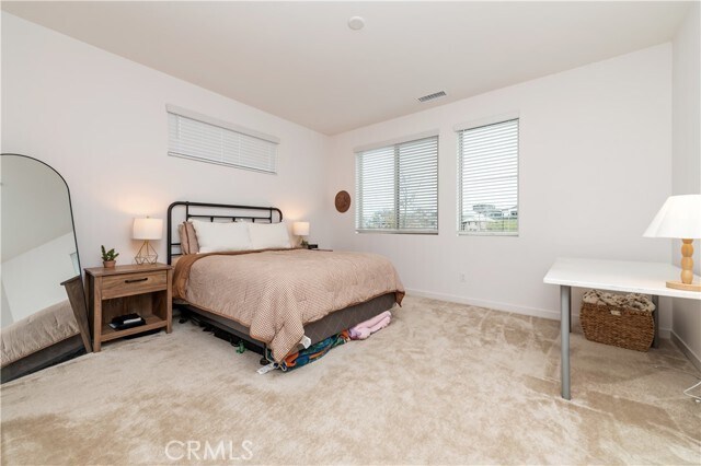 Building Photo - 2261 Horseback Rd