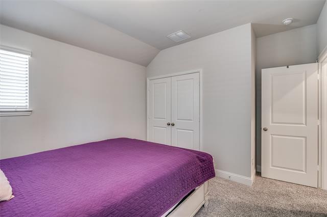 Building Photo - 1069 Norias Dr