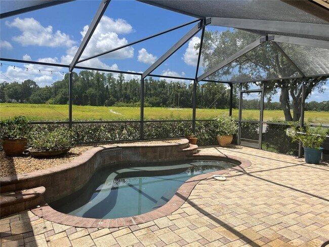 Building Photo - 6117 Gentle Ben Cir