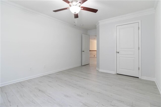 Building Photo - 6940 Rocking Horse Ln