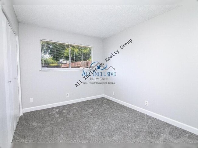 Building Photo - Gorgeous Duplex in Rancho Cordova!