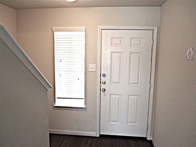 Building Photo - 22323 Queenbury Hills Dr