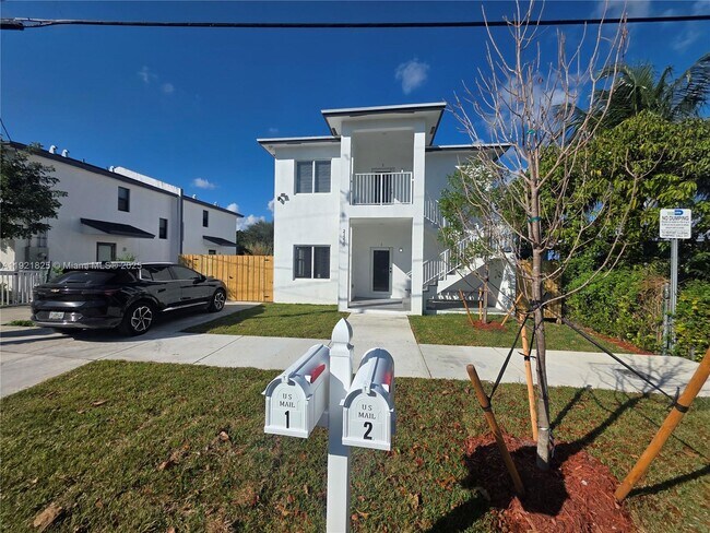 Building Photo - 21210 SW 119th Ave