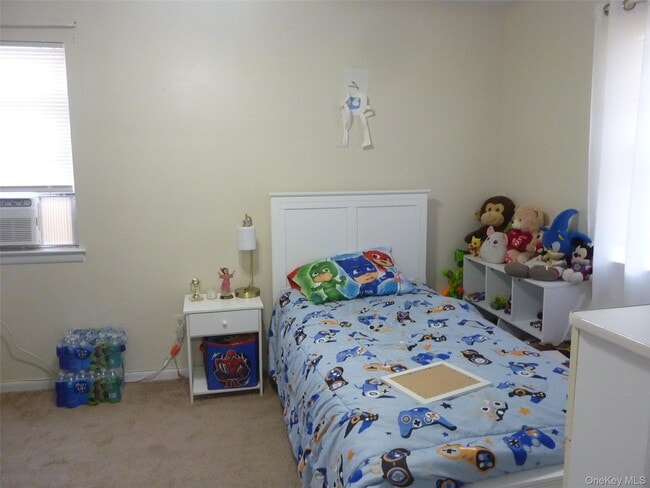 Building Photo - 143 Parkside Dr