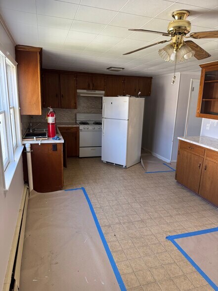 Building Photo - 52 Chambersburg St