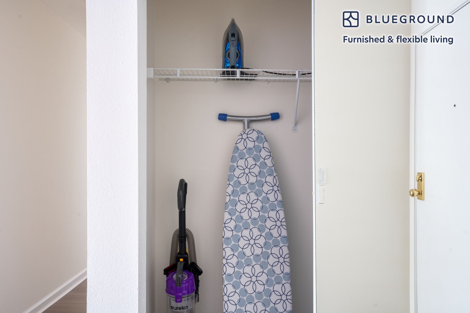 Building Photo - 2 Townsend St