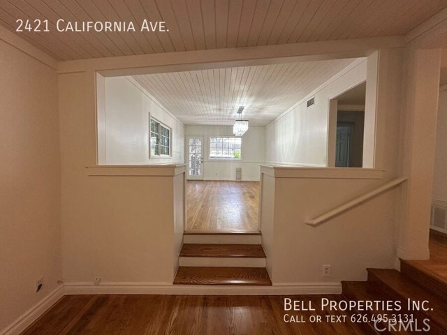 Building Photo - 2421 California Ave