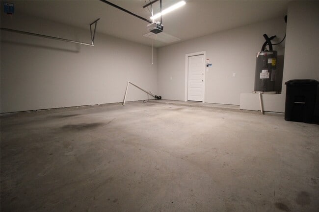 Building Photo - 25504 Starling Ln