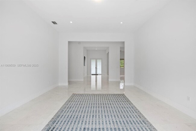 Building Photo - 9580 SW 101st Terrace