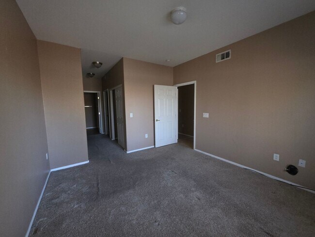 Building Photo - 3820 Juno Beach St