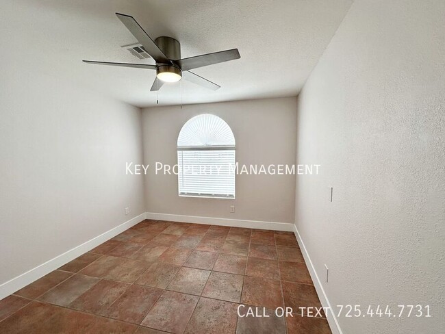 Building Photo - REMODELED 3 BEDROOM SINGLE STORY