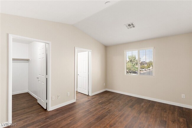 Building Photo - 5492 Mercury Springs Dr