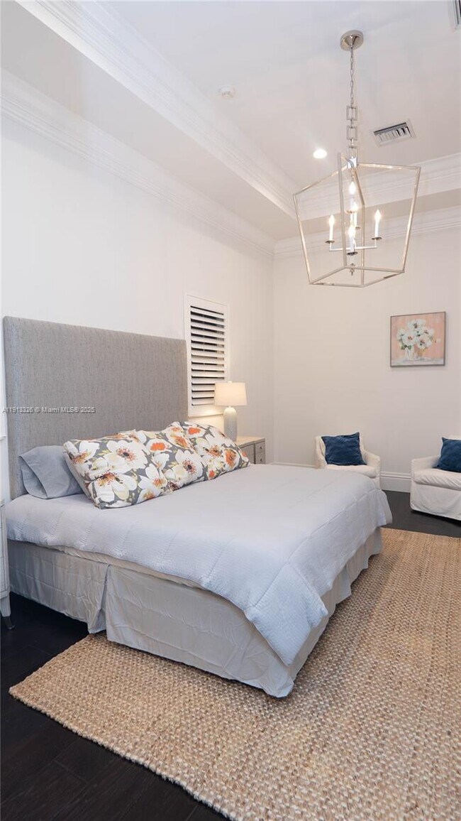 Building Photo - 959 Eve St