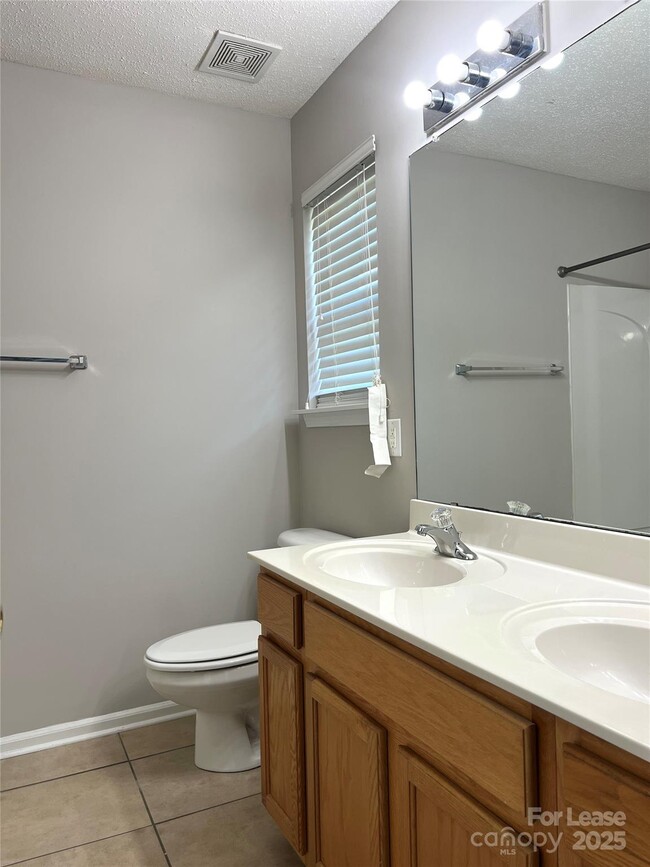 Building Photo - 17053 Turning Stick Ct