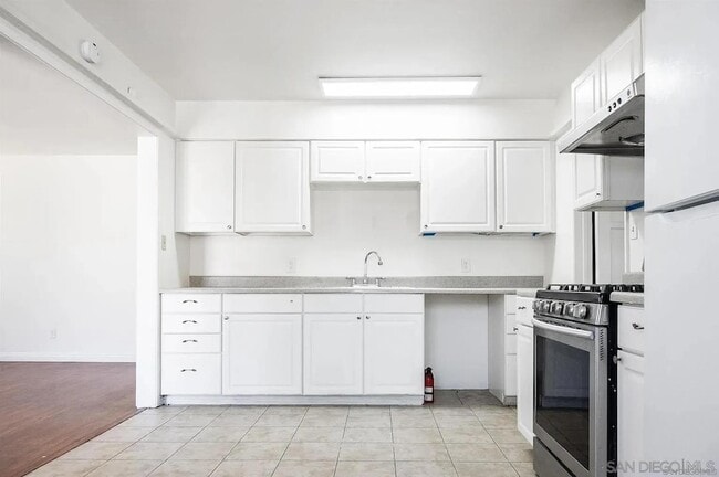 Building Photo - 3416 Winlow St