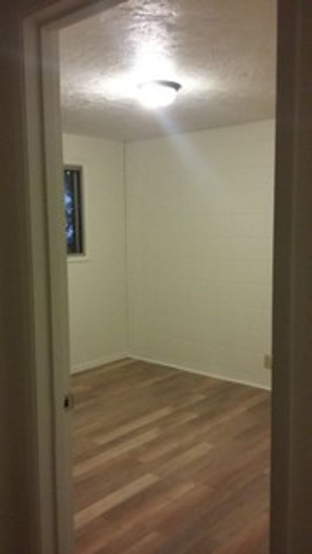 Building Photo - 286b