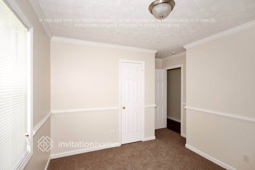 Building Photo - 75 Autumn Cove