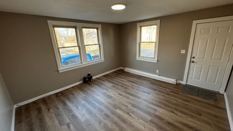 Building Photo - 400 Emma Ave