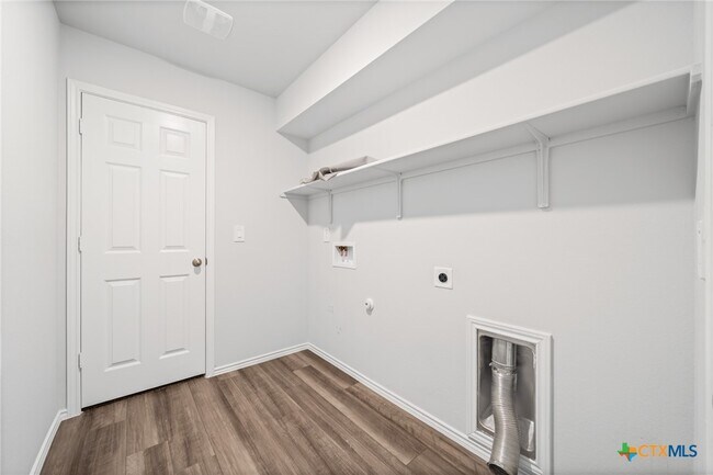 Building Photo - 2818 Wigeon Wy