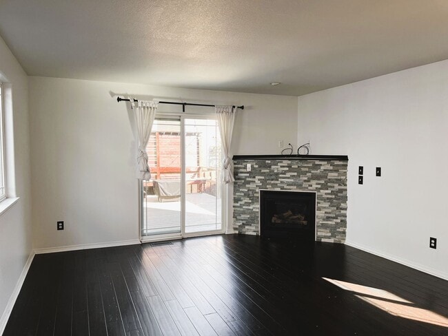 Building Photo - 3-Bedroom Home in vibrant Kenton neighborh...