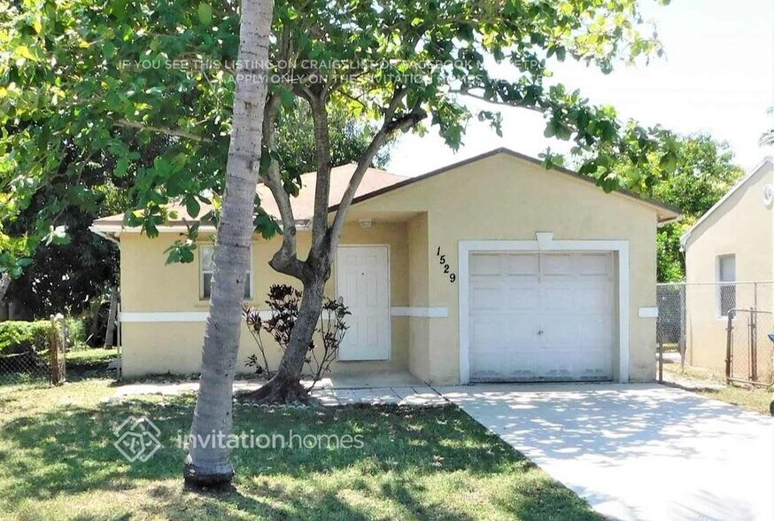 Primary Photo - 1529 NW 1st Ave