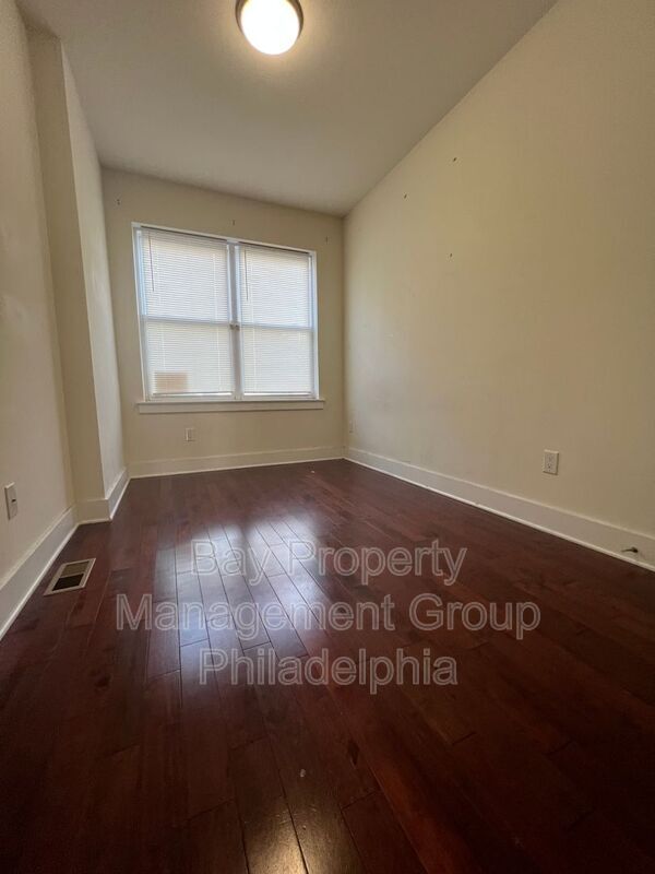 Building Photo - 1706 Arlington St