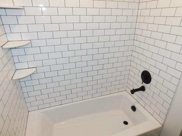 Building Photo - 482 Hyde Dr NE