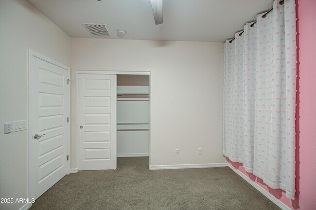 Building Photo - 9856 E Palladium Dr