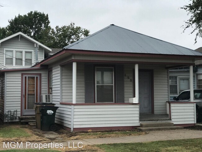 Building Photo - 1 br, 1 bath House - 153 S. Green St.