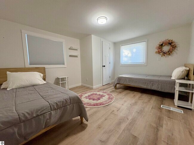 Building Photo - 7638 Skegemog Point Rd