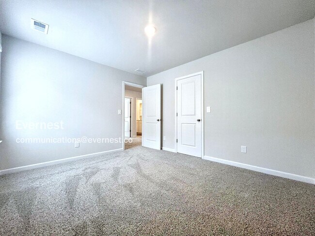 Building Photo - 3954 Brushy St