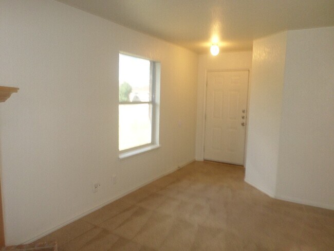 Building Photo - 3804 Joshua Taylor Dr