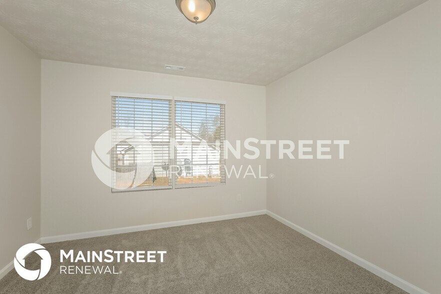 Building Photo - 250 Bramble Bush Trail