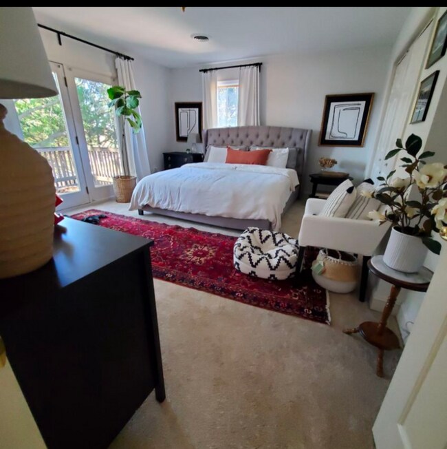 Building Photo - 233 Jackson Ave