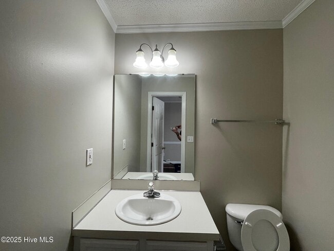 Building Photo - 3915 Sterling Pointe Dr
