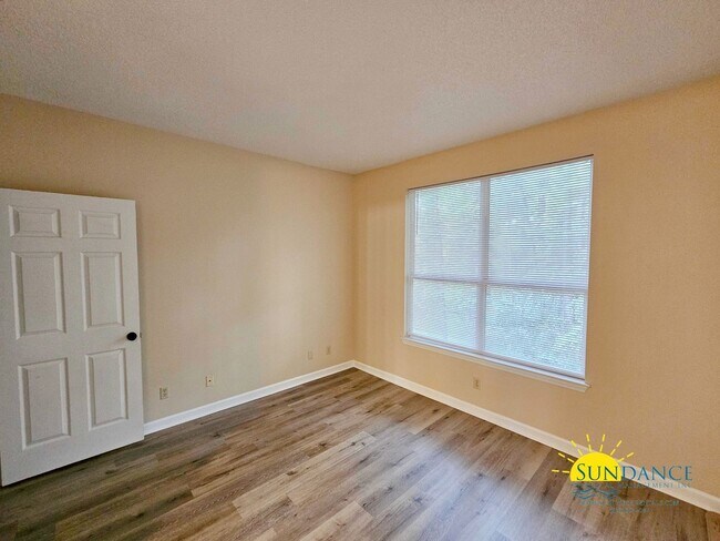 Building Photo - Updated 2 Bedroom Condo in Sandestin