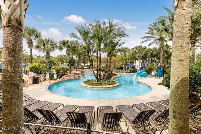 Building Photo - 156 Latham Dr