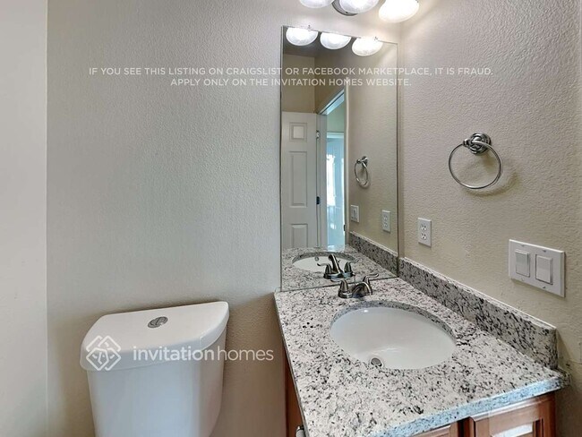 Building Photo - 16414 E 117th Ave