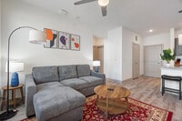 Building Photo - 12100 1/2 Ferrystone Glen Drive-SI ID1240322P