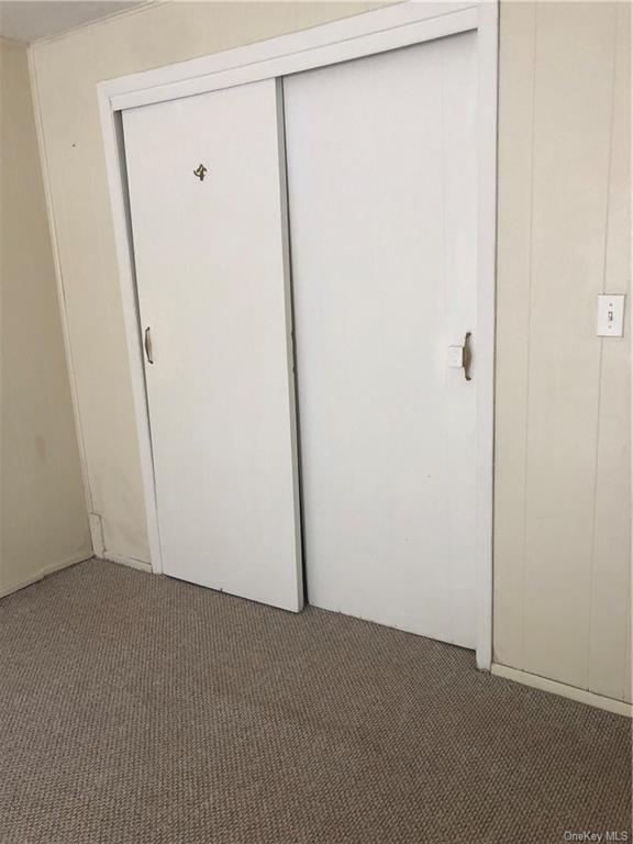 Building Photo - 40 Bluefields Ln