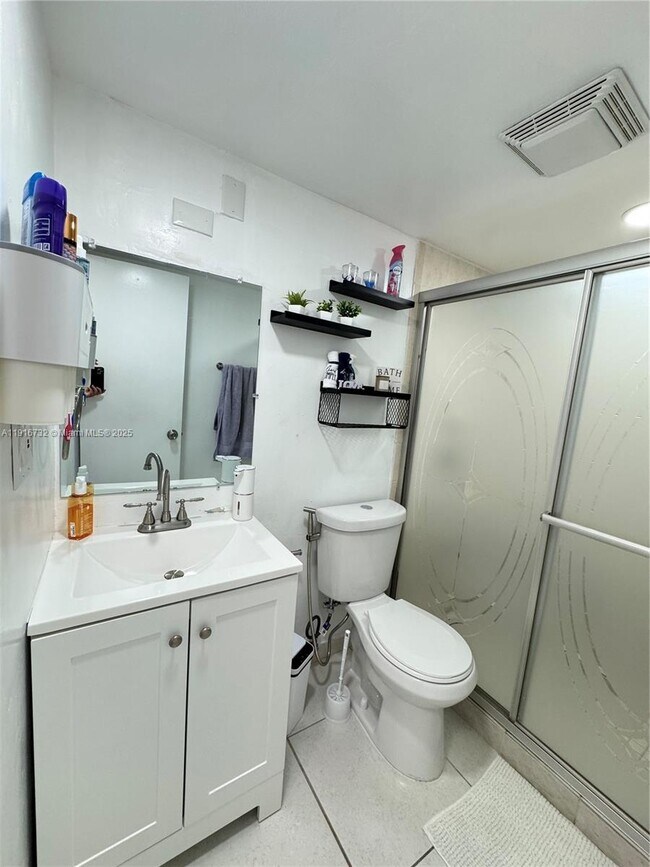 Building Photo - 17530 NW 68th Ave