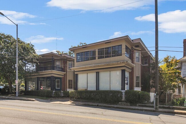Building Photo - Cobb Lane