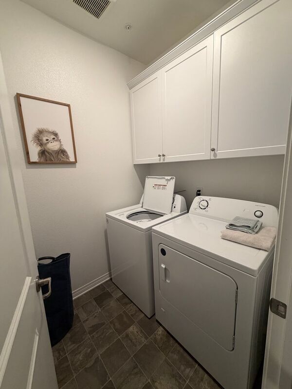 Building Photo - 36315 Basalt Ln