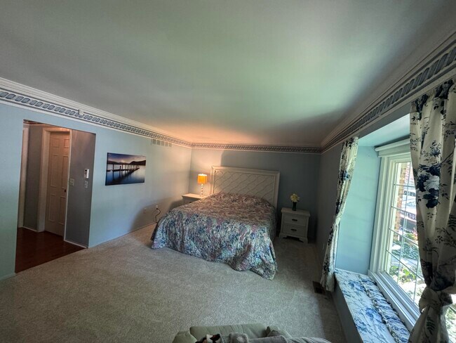 Building Photo - 4065 Justin Ct