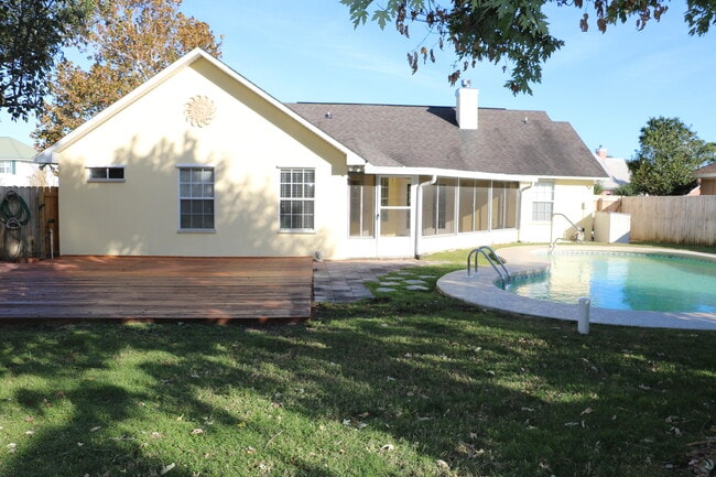 Building Photo - 1925 Catamaran Dr