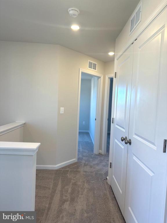 Building Photo - 57 Brookfield Mews