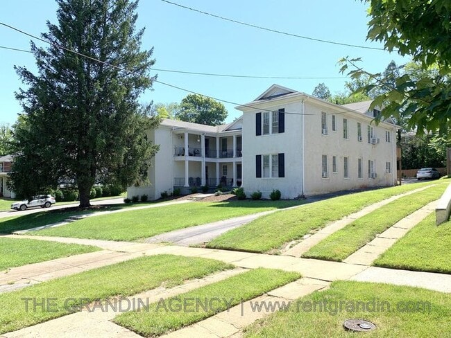 Primary Photo - 2504 Longview Ave SW