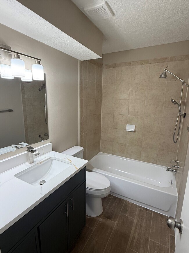Building Photo - 4210 Steep Rock Dr