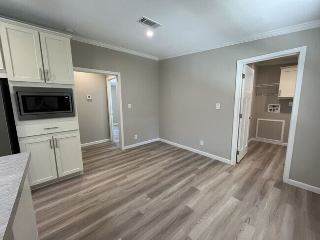 Building Photo - 83 Darby Cay